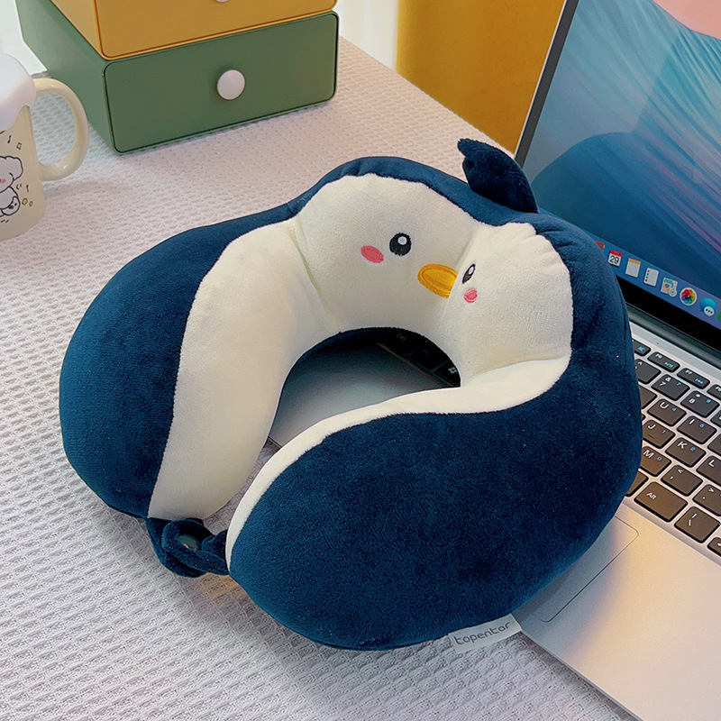 Bạn có biết gối chữ U kê cổ đi du lịch có thể giúp giảm mỏi cổ và vai khi đi xe ô tô, máy bay trong những chuyến đi dài?