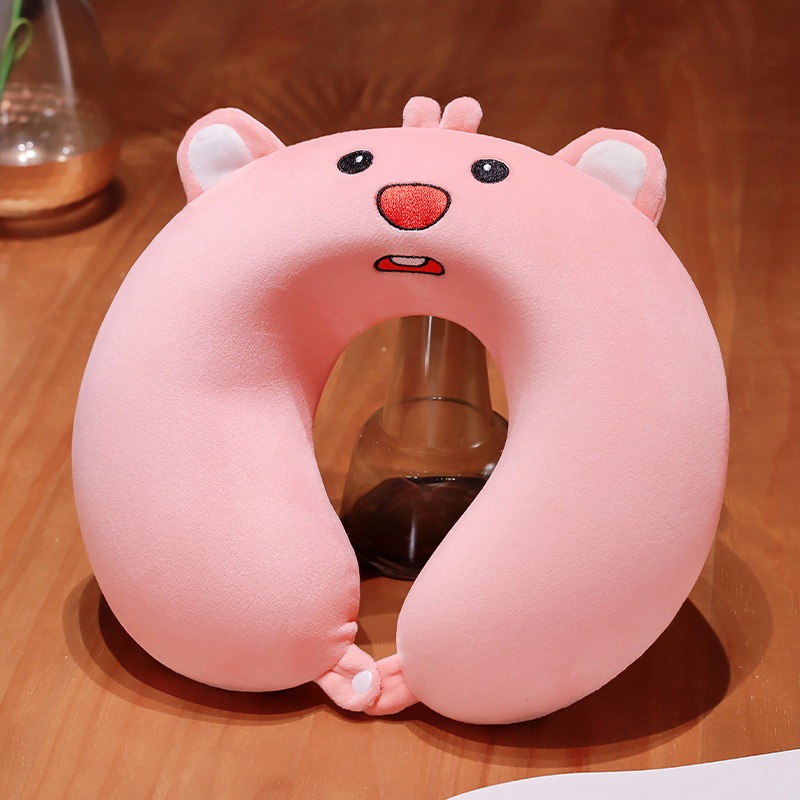 Bạn có biết gối chữ U kê cổ đi du lịch có thể giúp giảm mỏi cổ và vai khi đi xe ô tô, máy bay trong những chuyến đi dài?