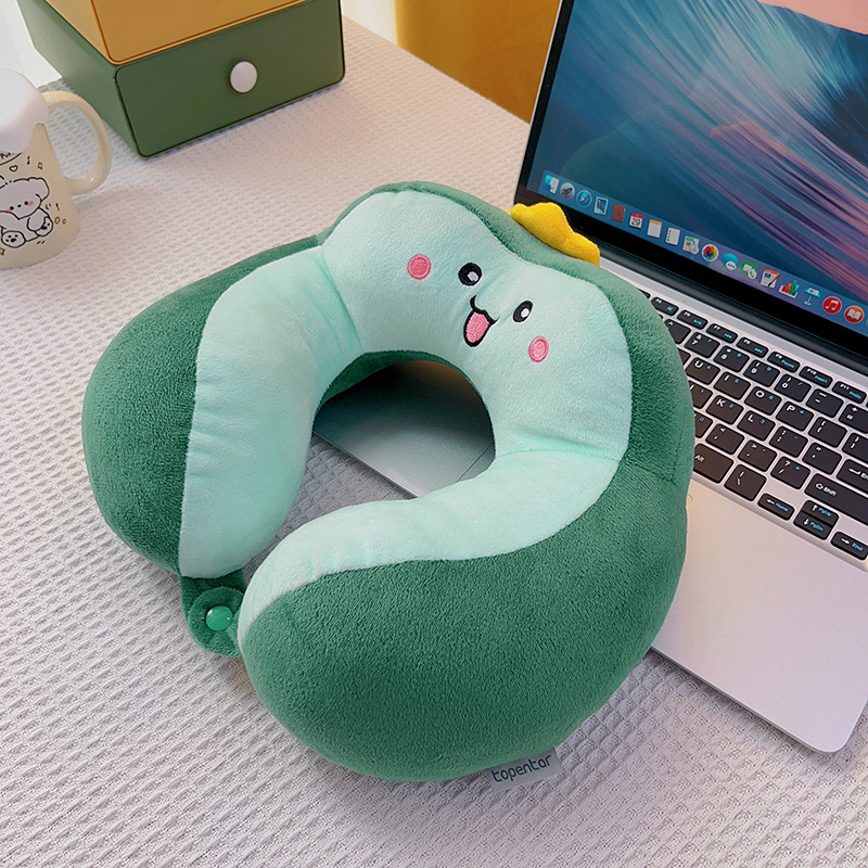 Bạn có biết gối chữ U kê cổ đi du lịch có thể giúp giảm mỏi cổ và vai khi đi xe ô tô, máy bay trong những chuyến đi dài?