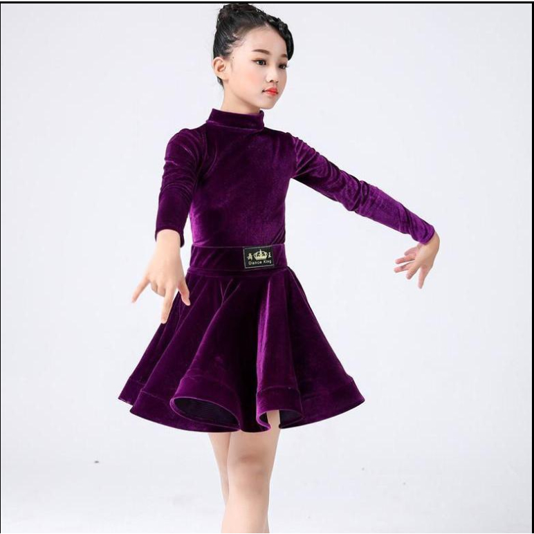 Làm thế nào để chọn đầm khiêu vũ Latin tay dài cho bé gái mà không bị lỗi thời trang?