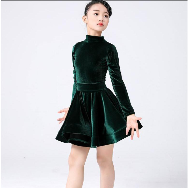 Làm thế nào để chọn đầm khiêu vũ Latin tay dài cho bé gái mà không bị lỗi thời trang?