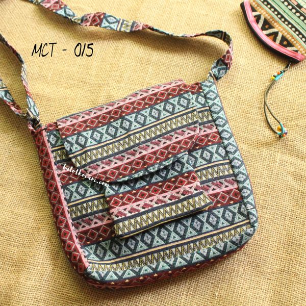 Túi ví dệt thổ cẩm Hội An có thực sự bền như lời đồn, và làm thế nào để chọn mua sản phẩm chính hãng?